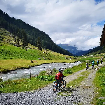 Lägenhet 2,5 Zi Dischma 20 Tinzenblick *